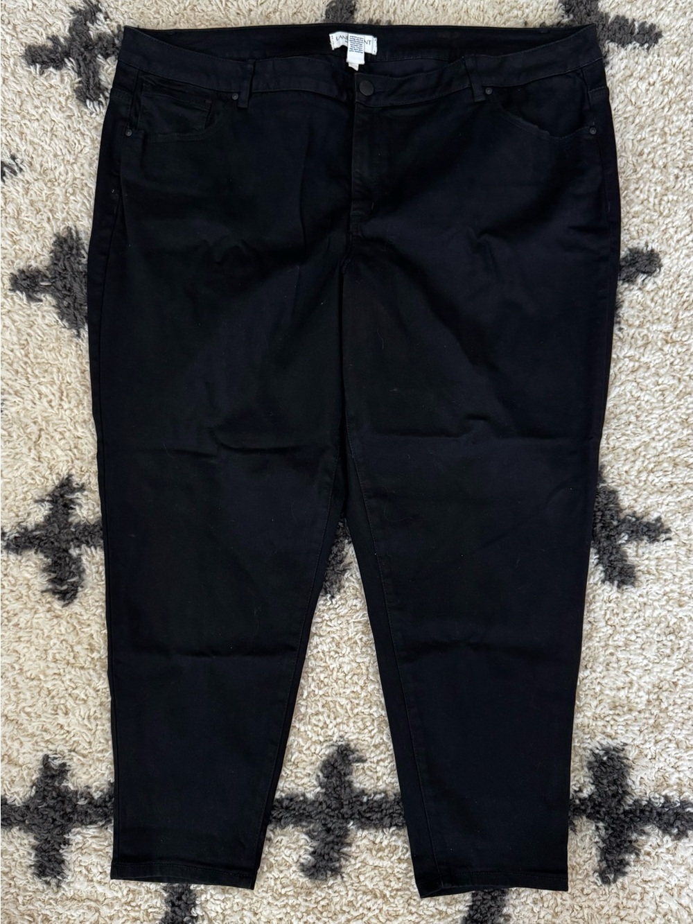 Lane Bryant women’s black straight leg jeans size 28R